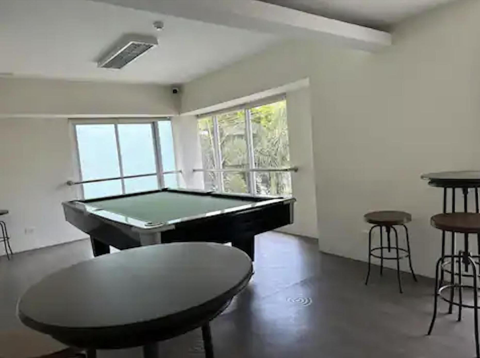 Veronica'S Homestay At Marina Spatial Condo ドゥマゲティ エクステリア 写真
