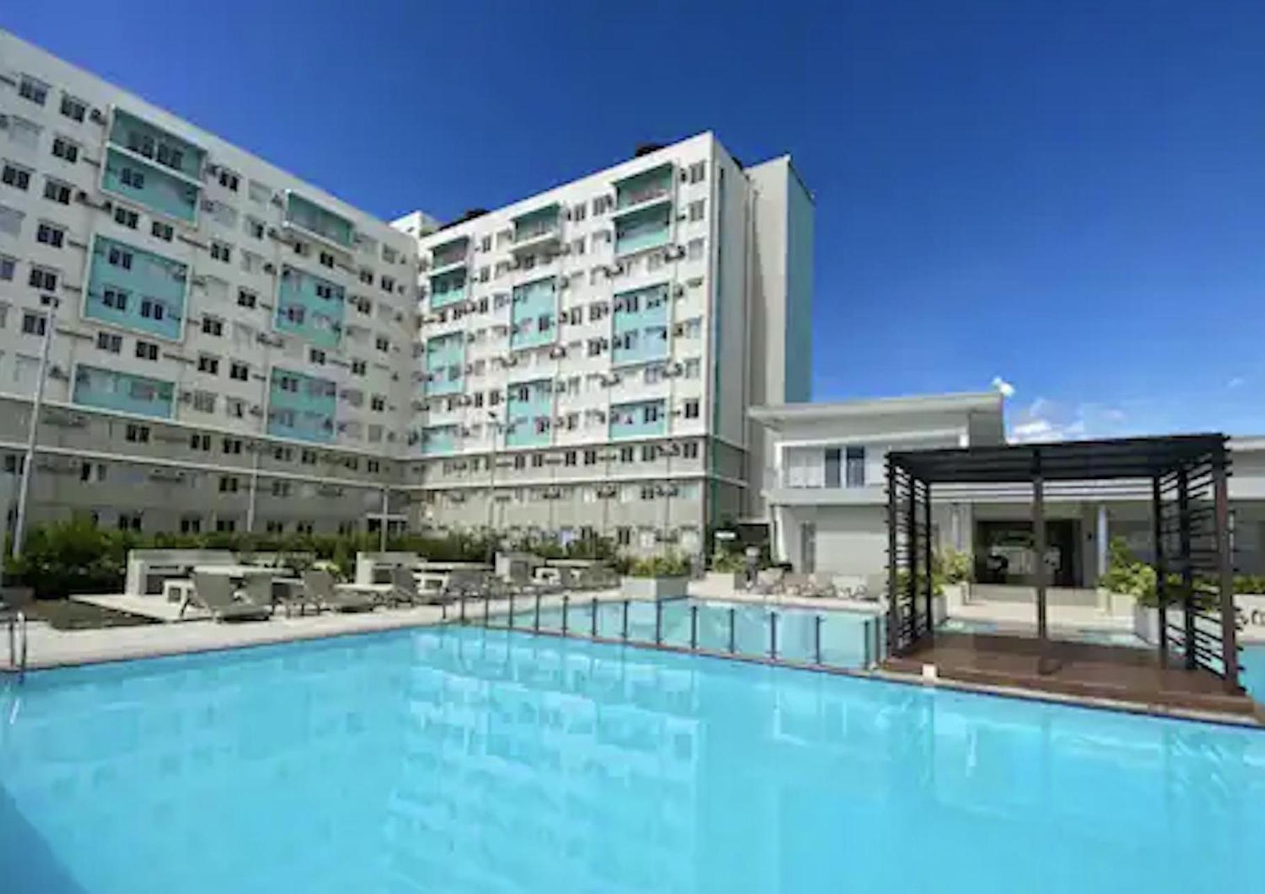 Veronica'S Homestay At Marina Spatial Condo ドゥマゲティ エクステリア 写真